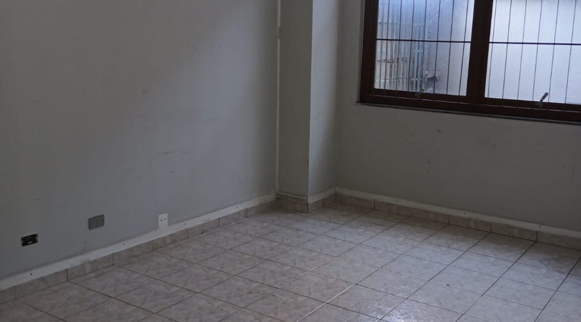 c939b345-b80e-4f21-8a60-d12282ec7e4a