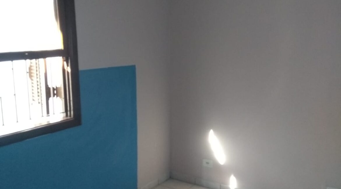 40b7e779-2d14-42f5-96b4-64b3f257241b