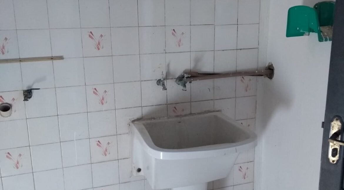 a94e845c-221d-48a9-943e-0141096267b2