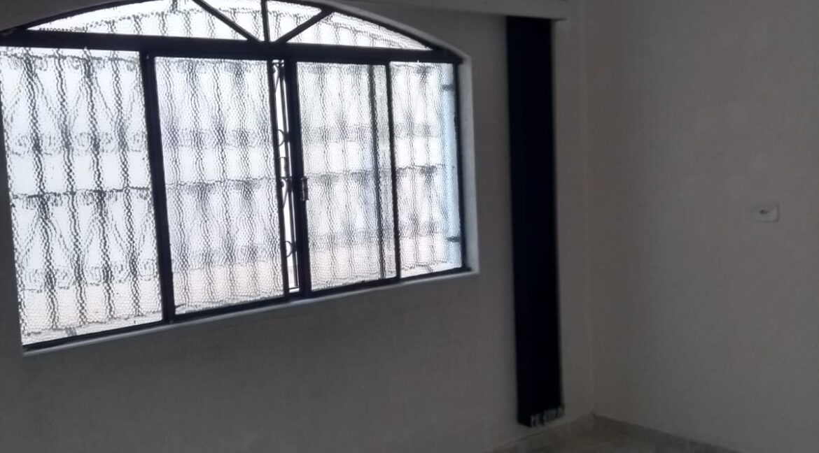 d5b0fe10-6b37-4d04-b06d-8f82f9e1cca9