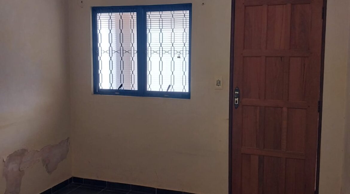 6ab933a1-fb79-456d-bb40-2771ecd3058f